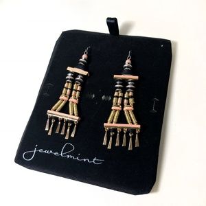 Jewelmint Earrings
